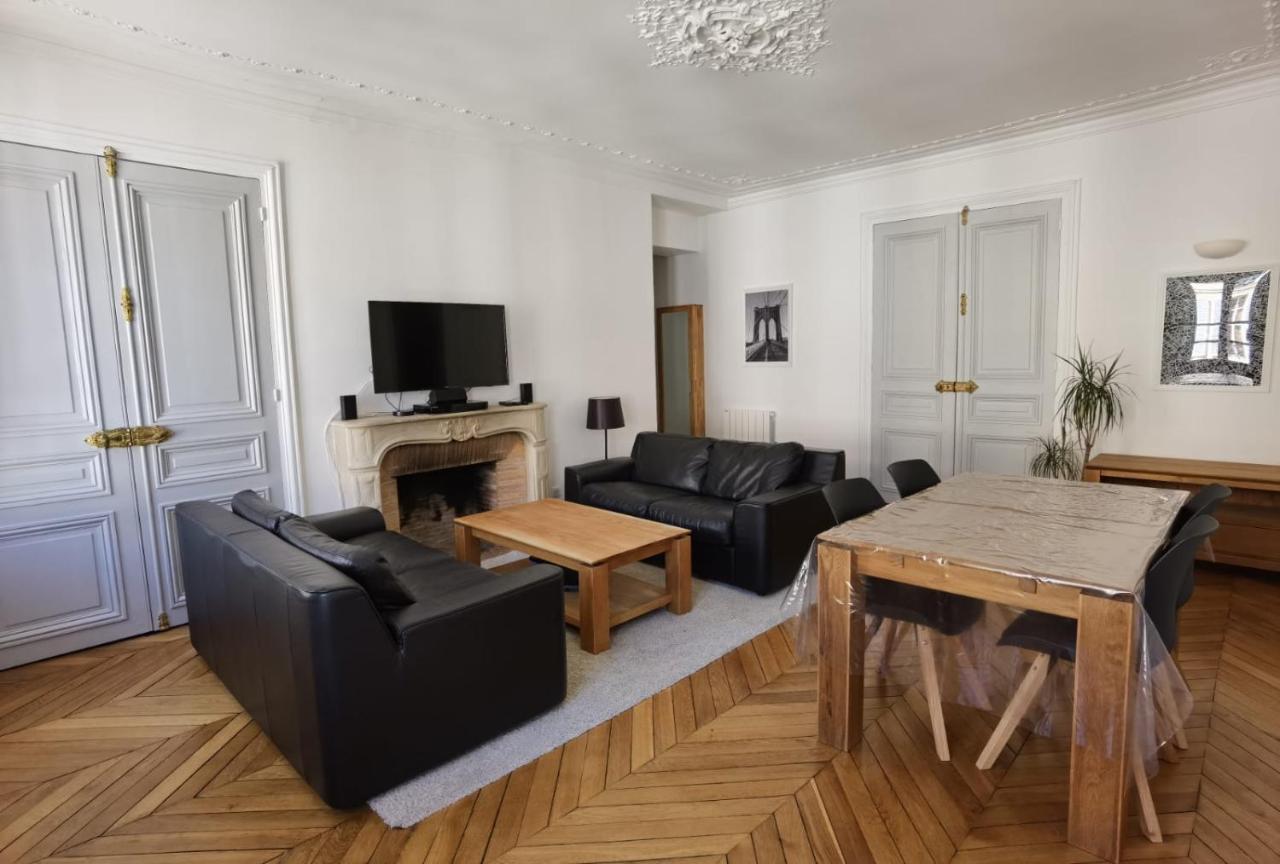 Апартаменты 3 Pieces 4****, Au Coeur Du Quartier Historique Версаль Экстерьер фото